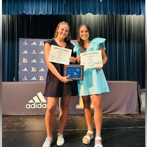 Meet your Posher, Addy - Picture 2 of 5